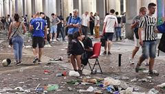 Asi 1000 lidí bylo zranno v centru Turína pi sledování penosu z finále...