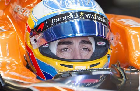 Zklaman pilot McLarenu Fernando Alonso.