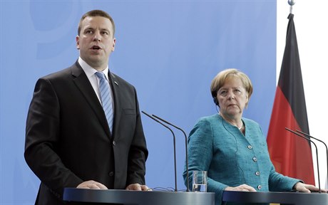Nmecká kancléka Angela Merkelová a estonský premiér Juri Ratas.