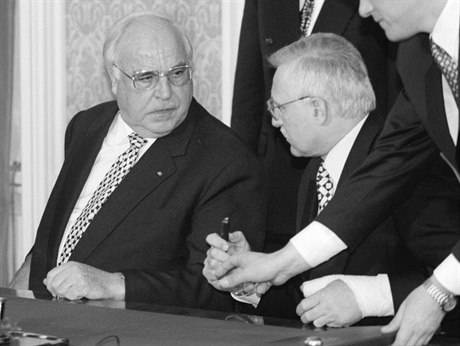 Helmut Kohl a Václav Klaus.