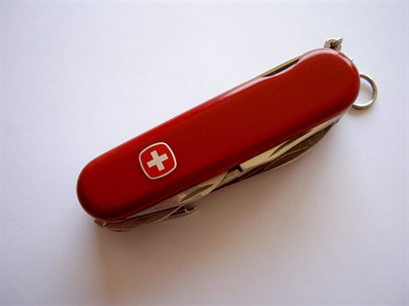 Klasický švýcarský nůž značky Wenger