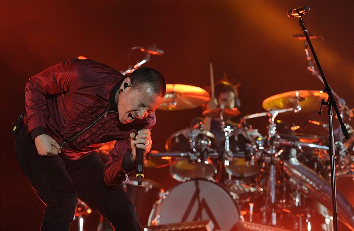 Hlavní zpvák americké skupiny Linkin Park Chester Bennington.