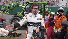 Zklamaný pilot McLarenu Fernando Alonso.