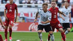 Utkání skupiny C mistrovství Evropy fotbalist do 21 let: Nmecko - R. Zleva...