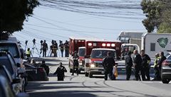 Po střelbě v centrále UPS v San Francisku zůstali mrtví a zranění