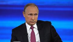 Ruský prezident Vladimir Putin pi kadoroní televizní debat.
