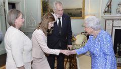 Milo Zeman s rodinou se setkali s královnou Albtou II.