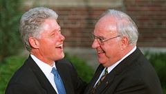 Fotografie ze setkání Helmuta Kohla s americkým prezidentem Billem Clintonem v...