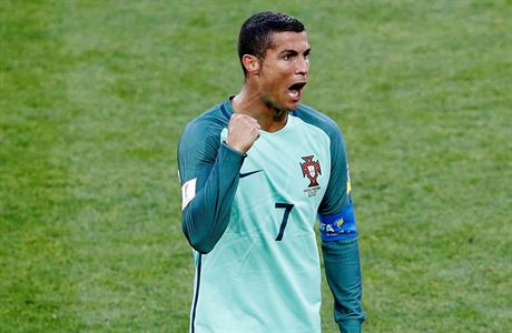 Portugalec Cristiano Ronaldo slaví.