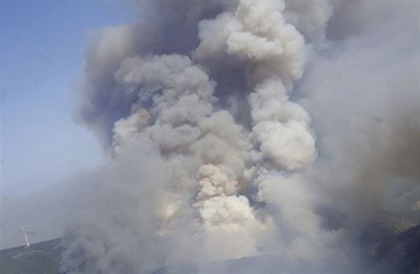 Pi boji s ivlem havaroval letoun typu Canadair, nen ale jasn, zda si nehoda...