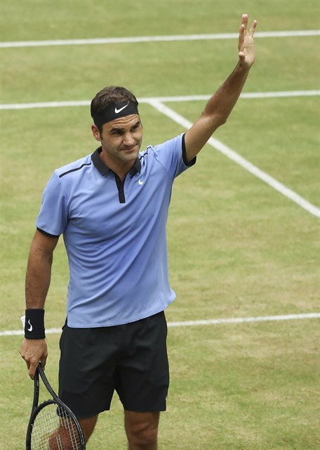 Roger Federer na svém oblíbeném turnaji v Halle.