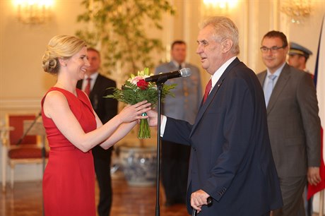Kateřina Valachová s prezidentem Milošem Zemanem.