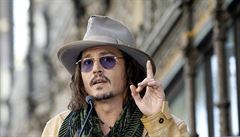 Johnny Depp se stal estnm Komanem