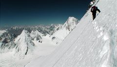Traverz v 7 400 m pi prvovýstupu na Gasherbrum I. 8 068 m - Pákistán.