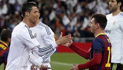 Soudy si počíhaly na hvězdy, španělský berňák naštval Messiho, Ronalda i Mourinha