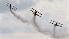 Martin �onka t�sn� uhájil vedoucí pozici v po�adí Red Bull Air Race.