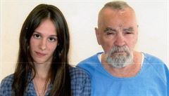 Afton Burtonová a Charles Manson.