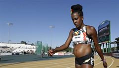 Zbytečný hazard? Americká atletka běžela závod v pátém měsíci těhotenství