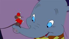 Animovaný snímek Dumbo (1941). Zábr z remasterované verze.
