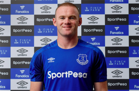 Wayne Rooney je po 13 letech opt hráem Evertonu.