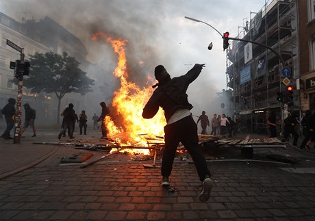 Protestující proti G20.