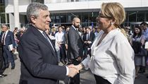 Dagmar Havlov a Antonio Tajani, pedseda Evropskho parlamentu, si podvaj...