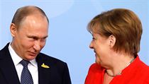 Nmeck kanclka Angela Merkel (vpravo) na summitu G20 s ruskm prezidentem...