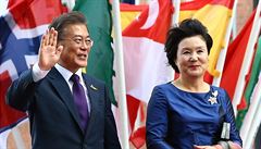Jihokorejský prezident Moon Jae-in a jeho ena Kim Jung-sook.