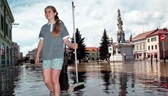 Záplavy 1997. Na snímku ze 14. ervence je zaplavené Mariánské námstí v...