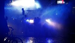 Nmecká policie pouívala proti demonstrantm vodní dla.