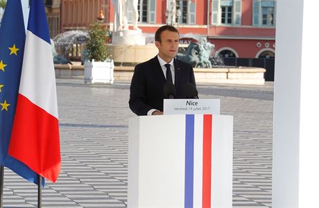 Projev Emmanuela Macrona při výročí útoku v Nice.