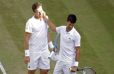 Novak Djokovi se louí s Tomáem Berdychem i Wimbledonem.