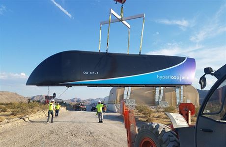 Dopravní kapsle spolenosti Hyperloop One
