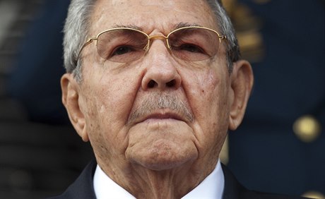 Kubánský prezident Raúl Castro kritikou Trumpa neetil.