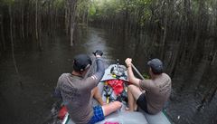 Člunem po Amazonce? Boj s byrokracií, přírodními živly, piráty a uprchlými vězni
