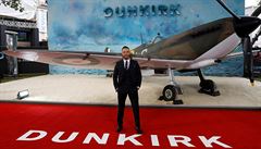 Tom Hardy na premiée filmu Dunkirk.