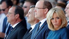 Brigitte Macron (vpravo), manelka francouzského prezidenta.