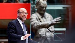 Nechtj uprchlky? Zmenme jim erpn z fond EU, ekl kandidt na kancle Schulz