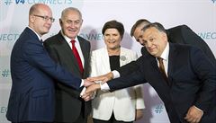 Setkání izraelského premiéra Benjamina Netanjahua (druhý zleva) se zástupci...