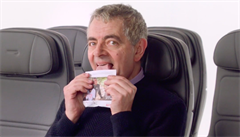 VIDEO: Mr. Bean, Gandalf a Scullyov pou pasary o bezpenosti v letadle