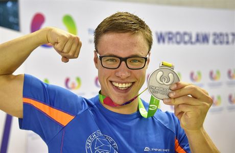 eský ploutvový plavec Jakub Jarolím se stíbrnou medailí ze Svtových her ve...