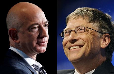 Nejbohatší lidé světa, Jeff Bezos a Bill Gates.