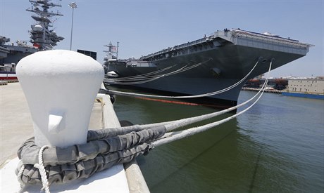 Letadlová lo USS Gerald R. Ford dala jméno celé tíd, kterou bude tvoit...