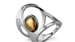 �perky jsou vyrobeny výhradn� ze zlata, diamant�, drahých kamen�, sladkovodních...