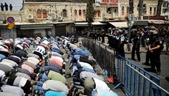 Smyslem protestní modlitby je vynutit si pvodní uspoádání. Podle muslim...