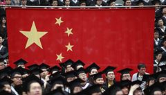 Čína vyhodila vysokoškolského profesora, kritika poměrů v zemi 