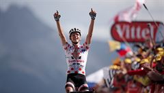 Warren Barguil v cíli 18. etapy Tour de France.