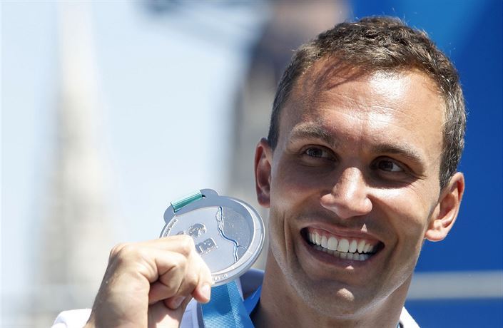 Michal Navrátil útoí na obhajobu loské medaile.