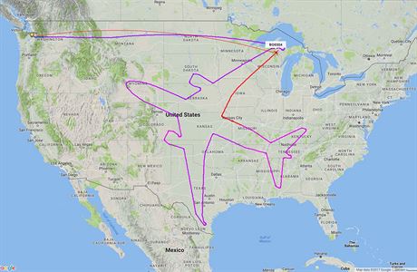 Boeing pi testovacím letu nakreslil nad Amerikou tvar letadla
