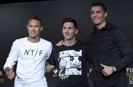 Neymar, Lionel Messi a Cristiano Ronaldo na vyhlen Zlatho me 2015